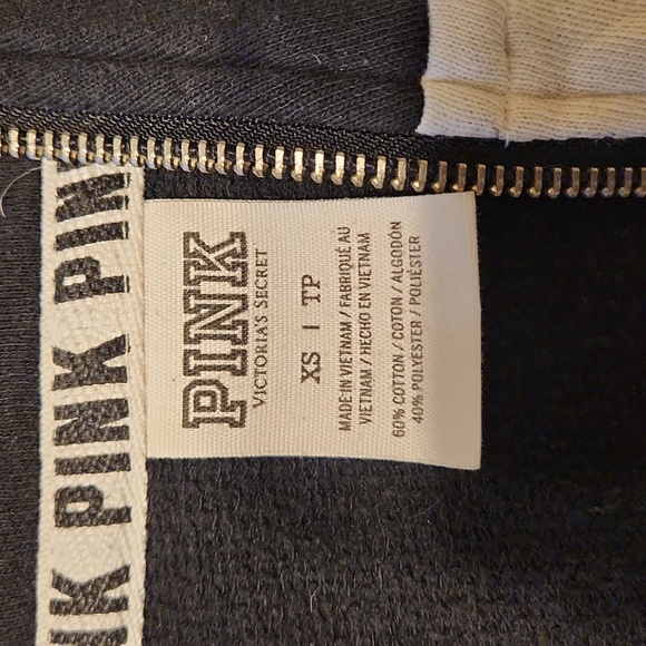 Pink sweater - Picture 3 of 5